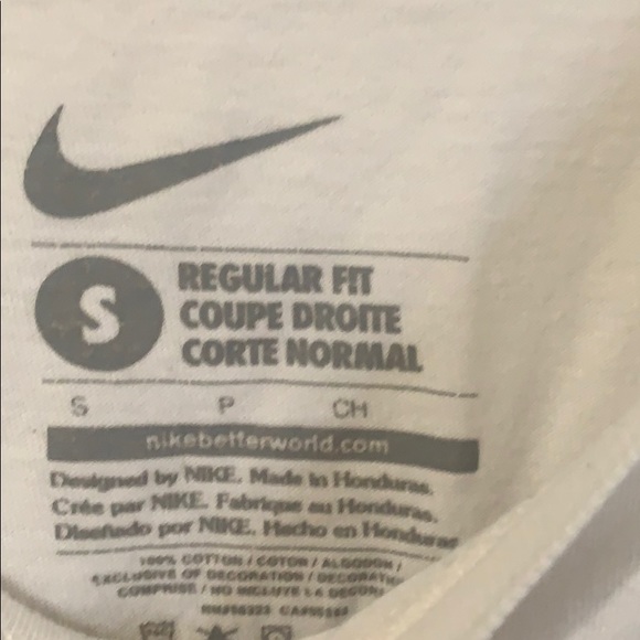 Men’s White Nike T-Shirt - Picture 3 of 4